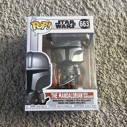 Star Wars The Mandalorian with Darksaber Funko Pop