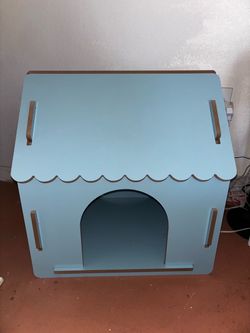 Small dog house