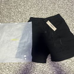 Black Essentials Shorts 