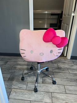 hello kitty chair