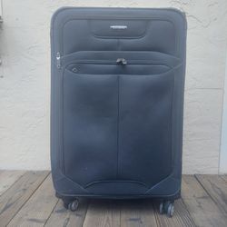 Samsonite Travel Checked In Luggage Suitcase 29"
