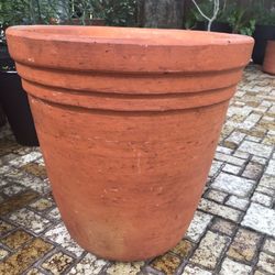 Plant pot ceramic planter handmade 16” H x 16”W Handmade