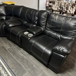 Sectional Black leather 