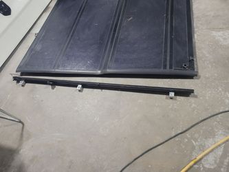 19-22 ram classic 1500 bakflip g2 hard folding tonneau cover