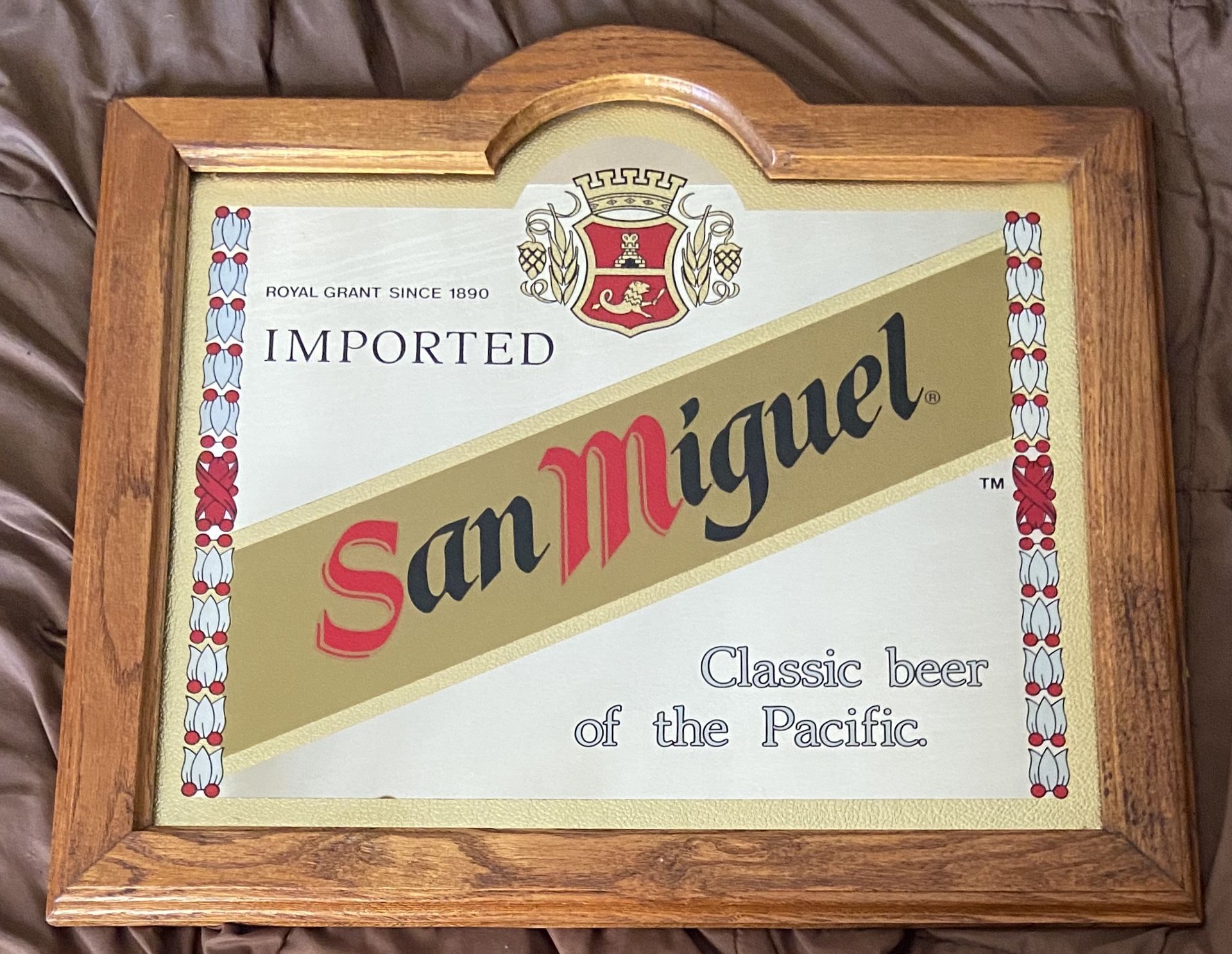 1970s Oak Framed Imported San Miguel Beer Advertising Mirror Sign 23" x 21" RARE