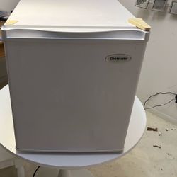 Mini Refrigerator fridge 