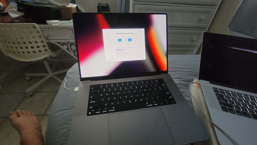 MacBook Pro 15.4" Mid-2015 Retina 2.8GHz i7 1TB SSD 16GB RAM