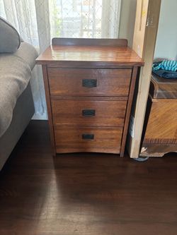 Dresser/ Nightsand