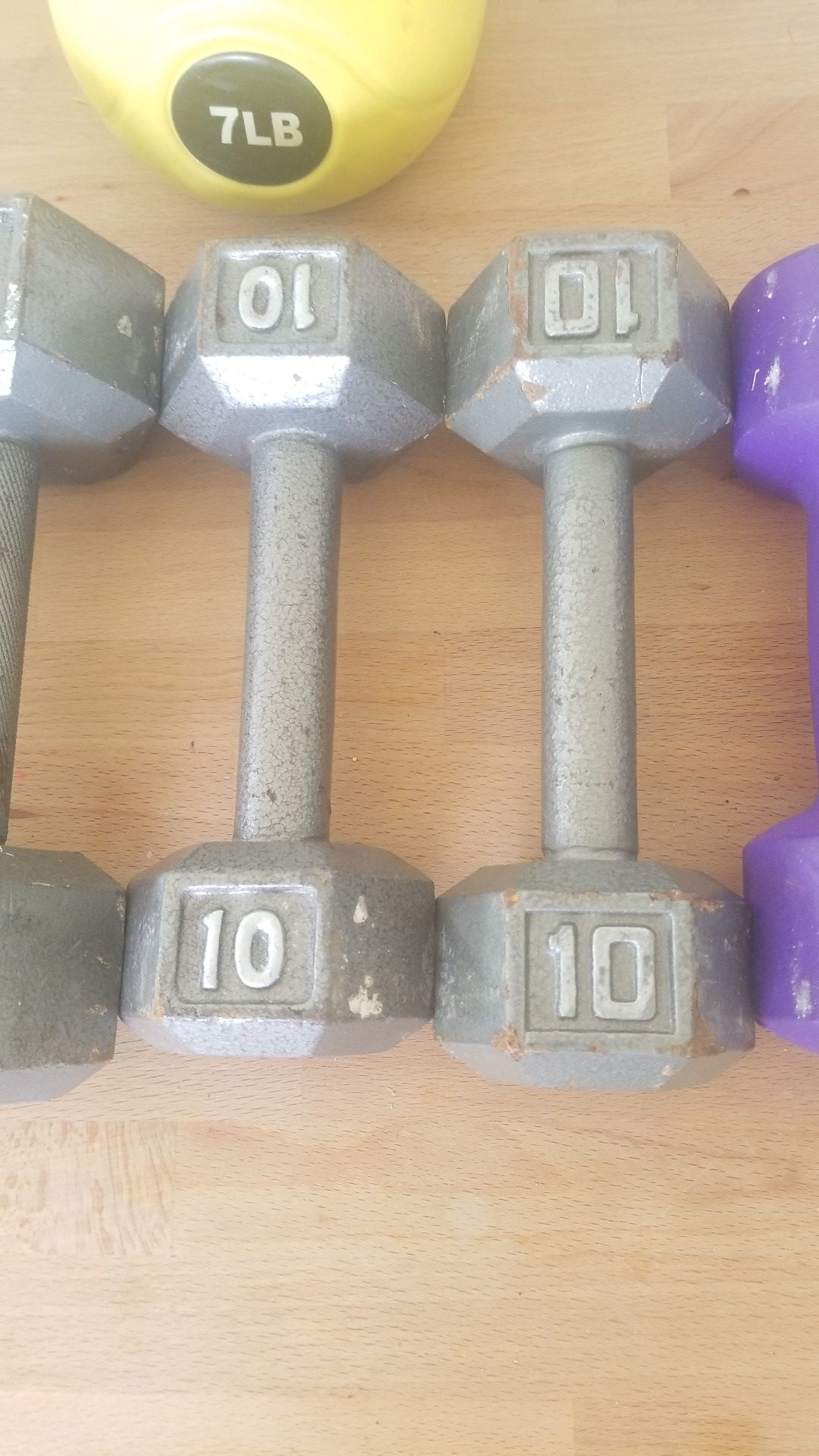 Hand weights