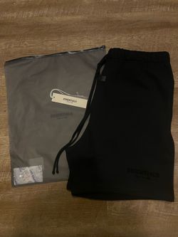 Essential black shorts