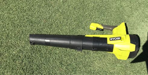 Ryobi leaf blower - Used - Cordless