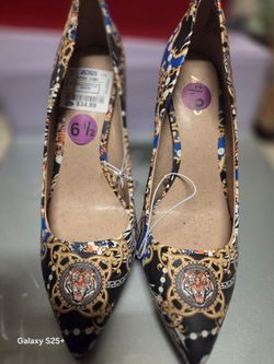 High heel shoes