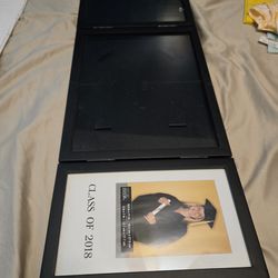 Foldable Frame for Graduation