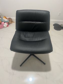 Desk chair