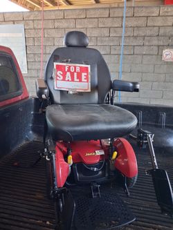 Elite HD Electric Wheelchair
