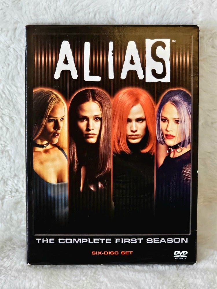 Alias: The Complete First Season DVD Boxset (2003)