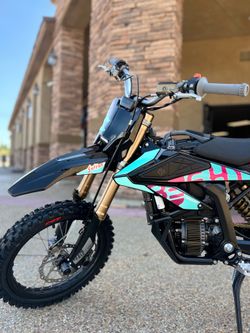 2026 SURRON HYPER BEE