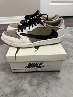 Travis Scott x Air Jordan 1 Low Golf