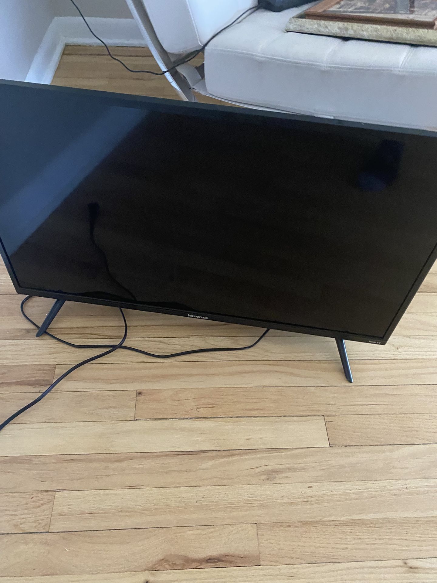 Hisense 32 Inch smart TV
