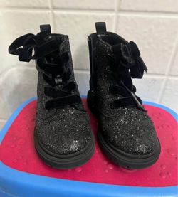 Toddler girl cat & jack glitter boots