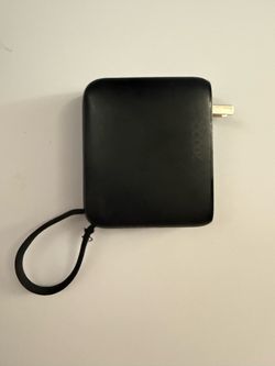 20000 mAH Power Bank with TypeC & IPhone Cable