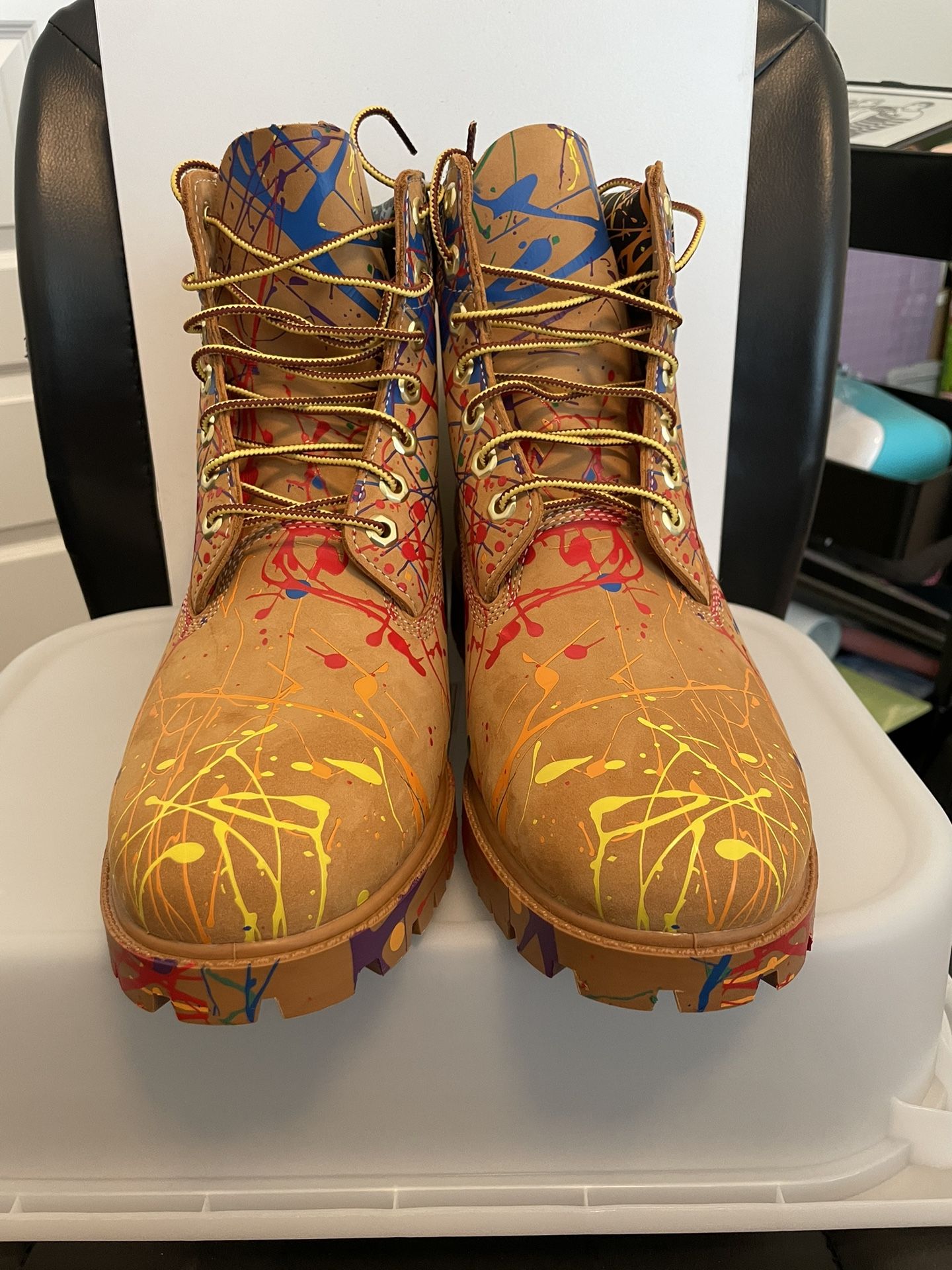 Timberland premium 6” Boot Paint Splash Size 10 Men