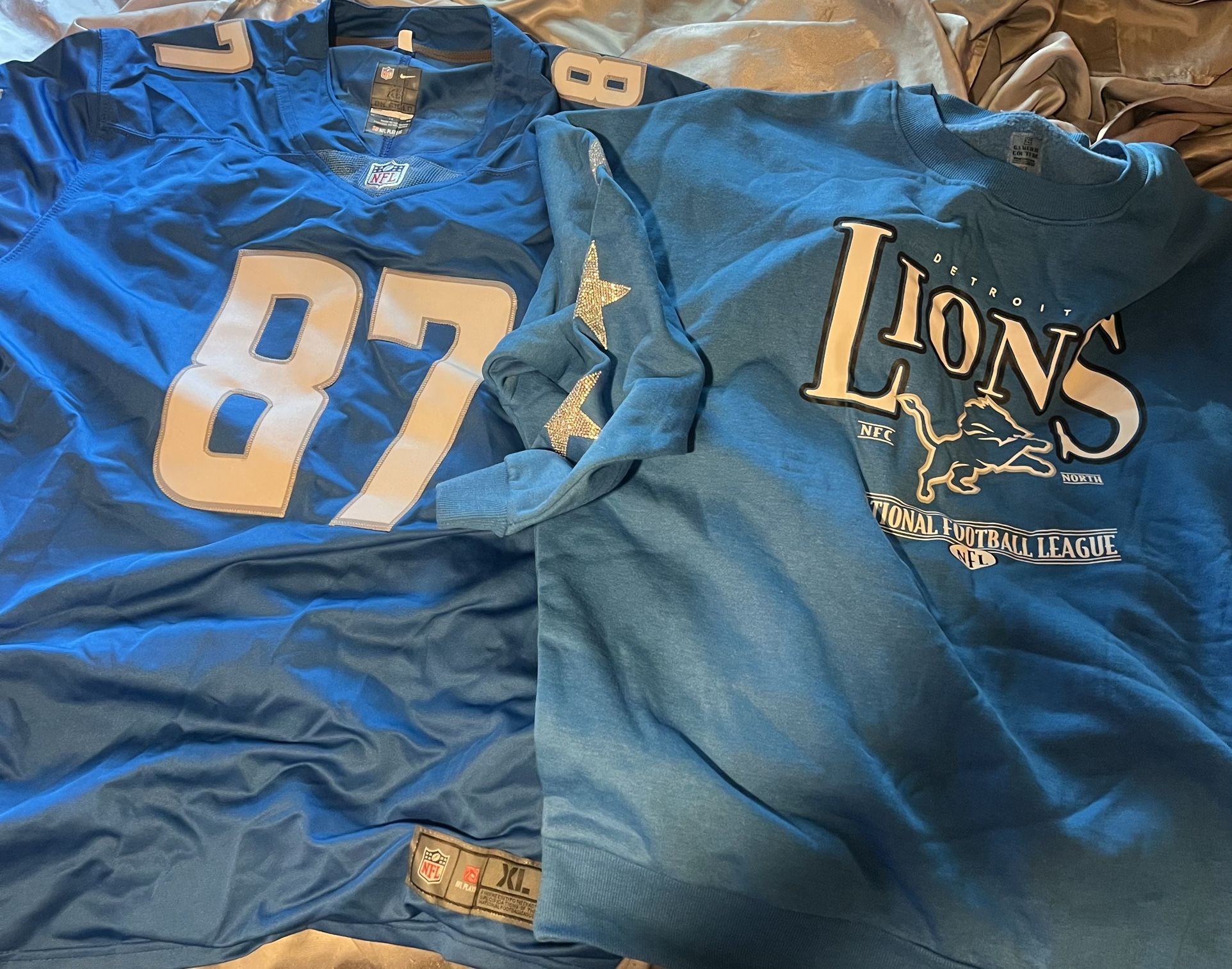 Detroit Lions Jersey & Sweatshirt