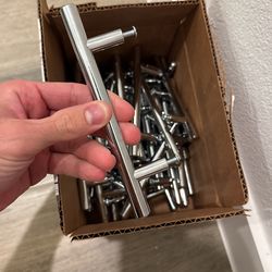 34 Chrome Cabinet Bars