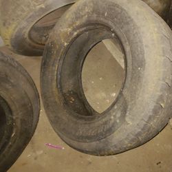 Tires brano265,70 R17