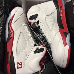 Air Jordan 5 Retro “Fire Red” 2025 Release