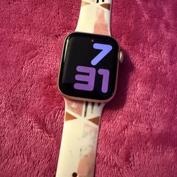Apple Watch SE 