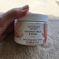 VS New Body Scrub