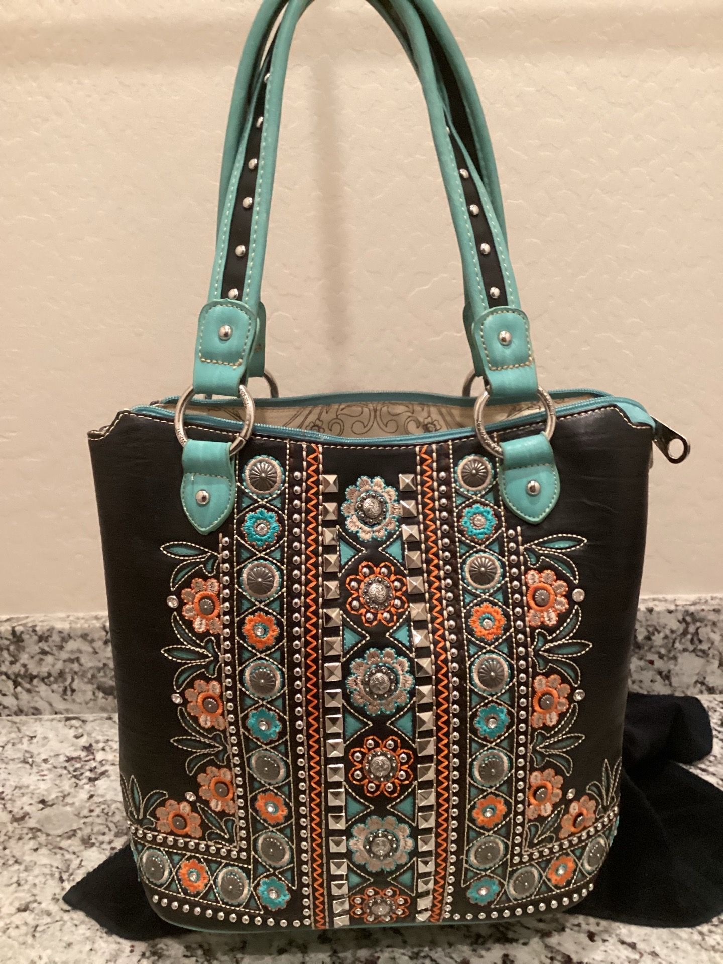 Montana West Embroidered Shoulder Bag