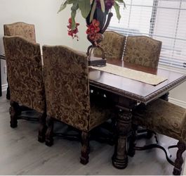 Dinning table