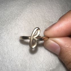 James Avery Script Initial Ring Size 7 Letter “F”