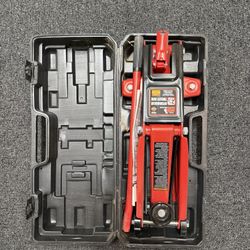 torin big red jack 2 1/2 ton hydraulic jack