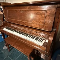 Free Piano