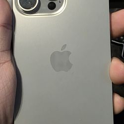 Iphone 15 Pro Max 256gb Carrier Locked.