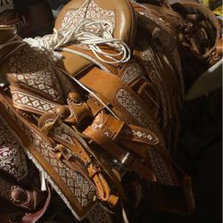Horse Saddles 