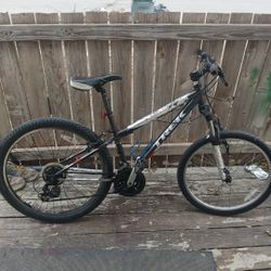 Cheap Trek Bike! 25$