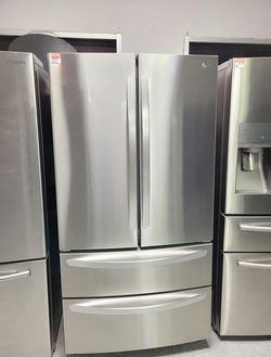 LG 4‑Door French Door Fridge – Stainless, Ice Maker, Clean