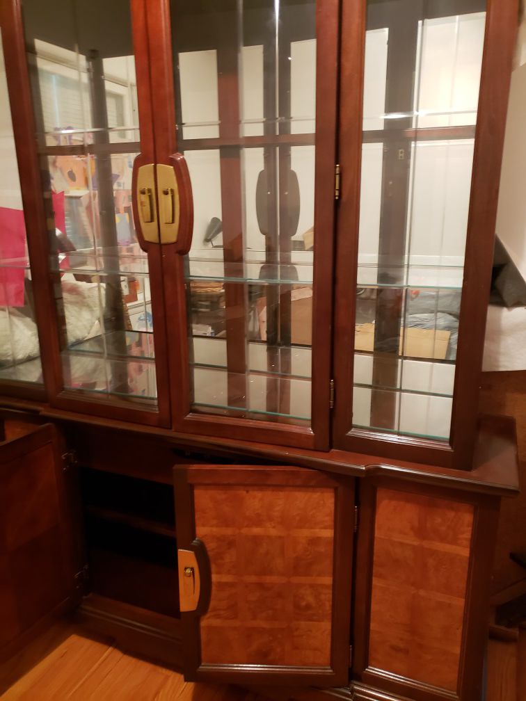China cabinet and matching table with 4 chairs