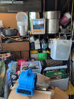 PRIVATE YARD SALE EVERYTHING MUST GO! 50¢ $25  TOOLS, FURNITURE, TOYS & MORE!