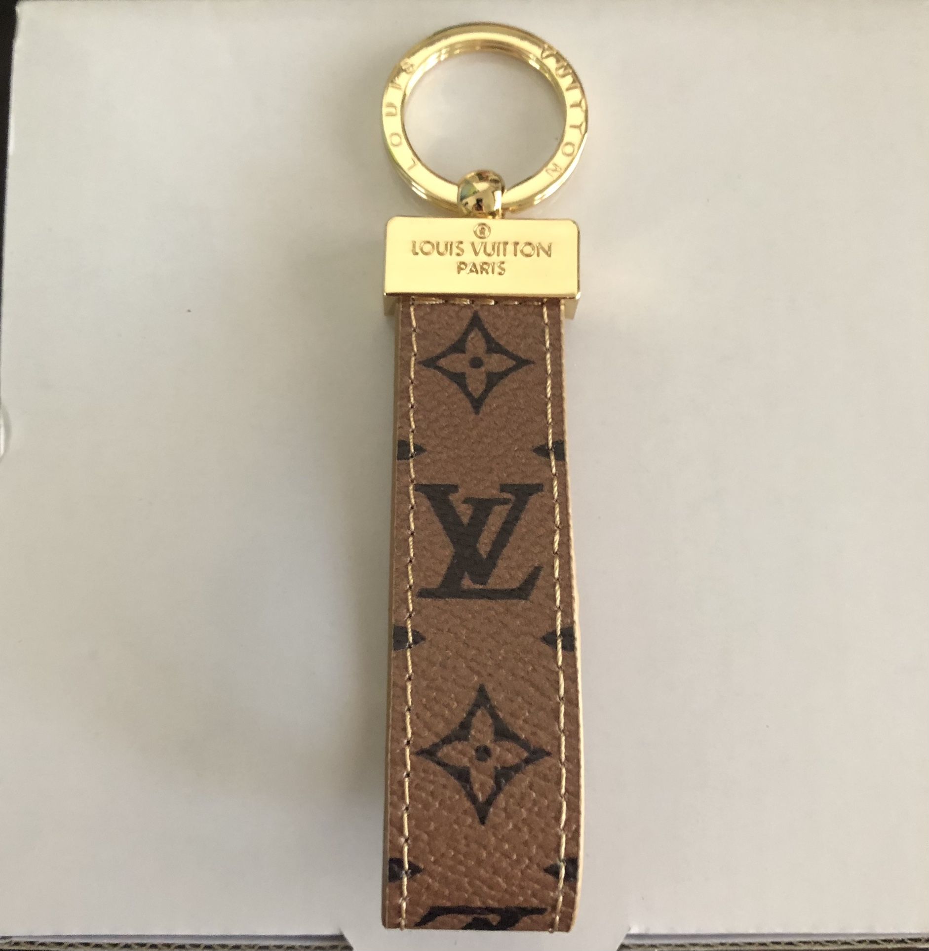 Louis Vuitton Monogram Keyring Dragonne Key Holder M65221