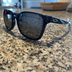 Oakley Sunglasses 
