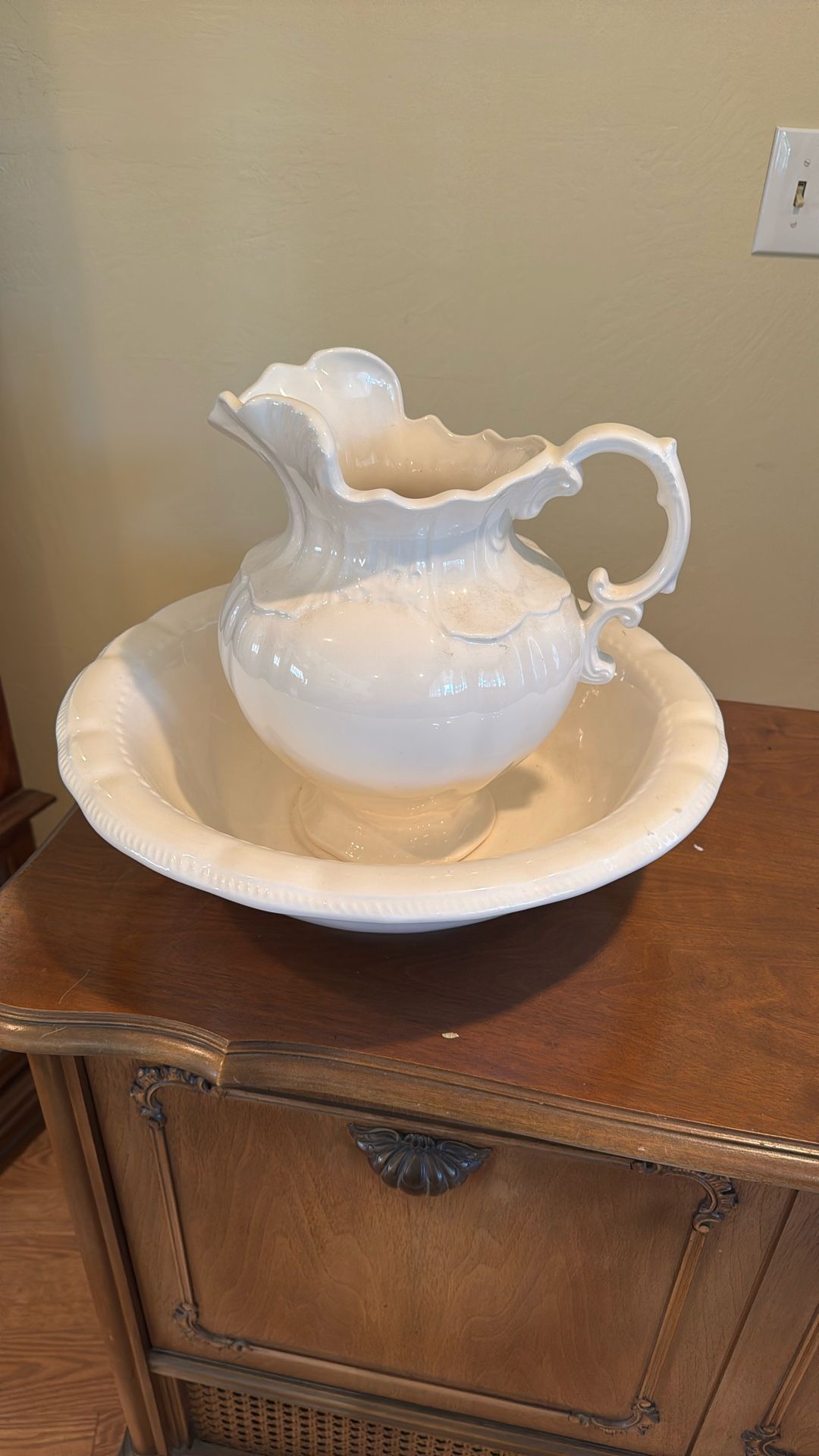 Vintage Pitcher, Water Basin