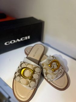 Women’s sandal