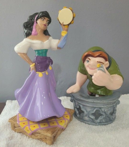 Disney Qusimodo Esmeralda Hunchback Of notre dame
