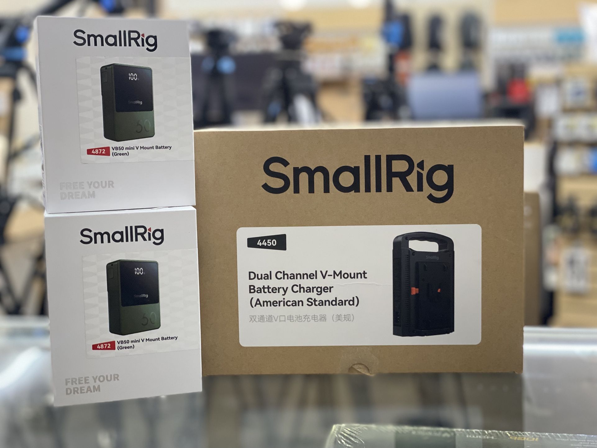 Smallrig VB155 Mini Vmount Battery + Dual Charger