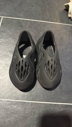 Yeezy Foam Runner